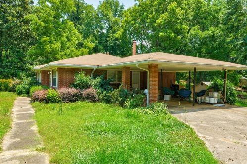 2332 Ben Hill Rd, Atlanta, GA 30311-5408