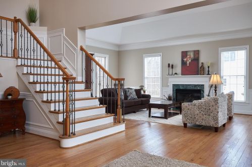 309 Reserve Gate Ter, Silver Spring MD 20905-5040 exterior