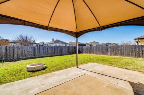 123 Discovery, Uhland TX 78640-5490 exterior
