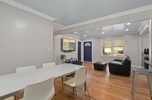 2240 Brannen Rd, Atlanta GA  30316-4120 exterior