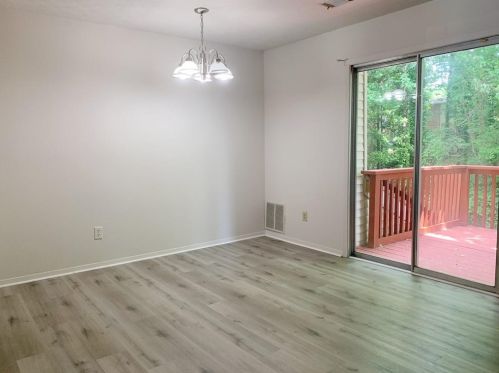 2951 Aspen Woods Entry, Atlanta GA  30360-2770 exterior