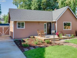 4820 Holgate Blvd, Portland, OR 97206-4078