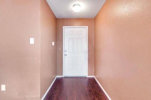 5525 Parkview Hills Ln, Fort Worth TX  76179-6711 exterior