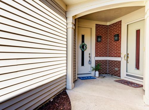 3384 Rosecroft Ln, Naperville, IL 60564-4868