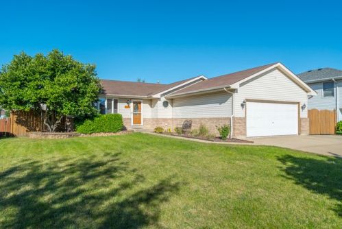 1903 Winger Dr, Plainfield, IL 60586-5311