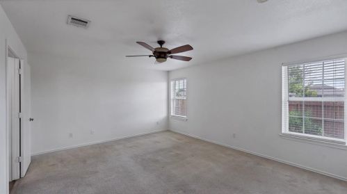 1281 Beechwood Dr, Uhland TX 78640-5718 exterior