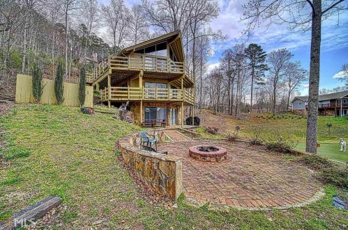 411 Kingwood Dr, Clayton, GA 30525-5555