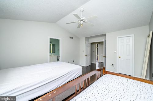 80 Shrewsbury Pl, Princeton NJ  08540-0063 exterior