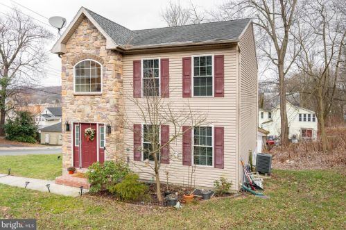 511 4th St, Bangor, PA 18013-2547