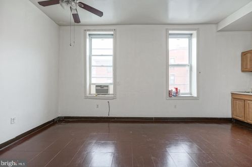 1542 15 St, Philadelphia PA 19146-4806 exterior