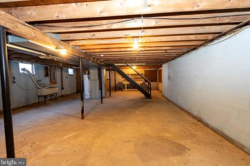 426 Holiday Dr, Aberdeen MD  21001-1813 exterior