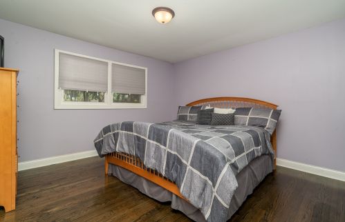 1043 Walter St, Lemont IL  60439-3991 exterior
