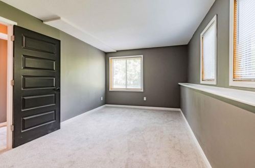 1053 Griffin Ave, Saint Paul MN  55115-1509 exterior