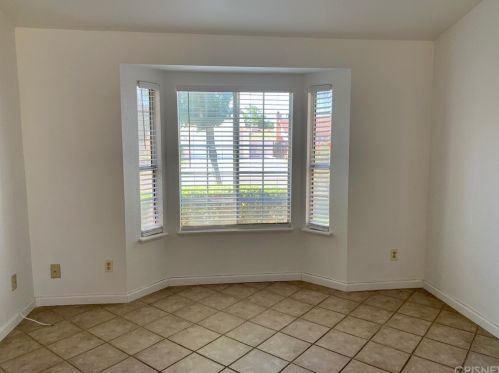 739 Avenue, Lancaster, CA 93534-7428