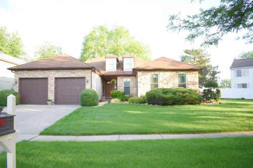 762 Falmore Dr, Hanover Park, IL 60103-4775