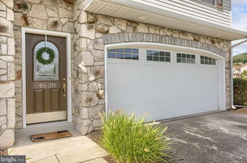 4628 Hamlin Ln, Harrisburg, PA 17110-3351