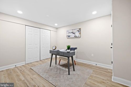 2121 Edgeware St, Silver Spring MD  20905-4216 exterior