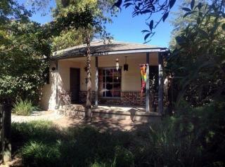 707 Beverly Way, Fresno, CA 93704-4806