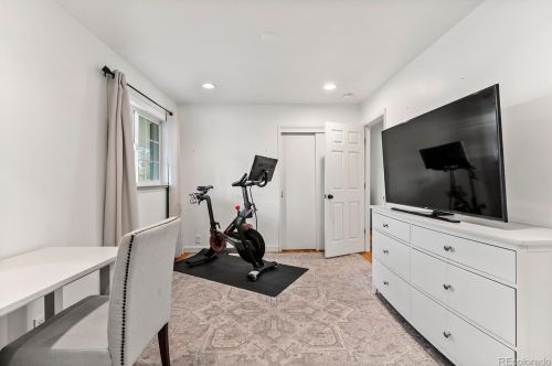 4930 Clarkson St, Englewood CO  80113-7008 exterior