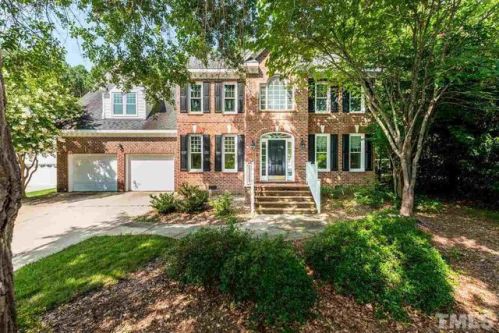 1605 Squaw Walden Ln, Apex, NC 27523-6212