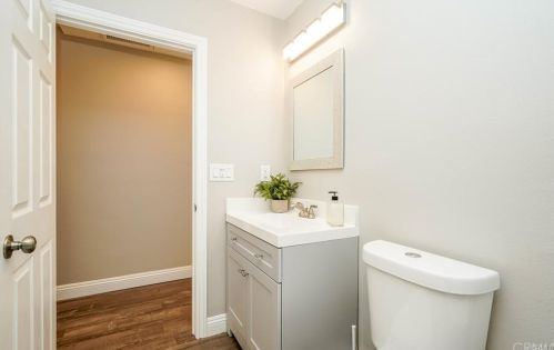 1906 Van Ness Ave, Santa Ana CA 92707-2638 exterior