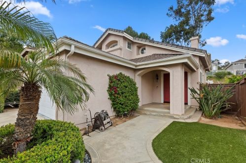 17711 Meadow Mist Ct, Riverside, CA 92503-6582