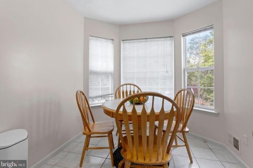 23 Grant Way, Princeton NJ  08540-1667 exterior