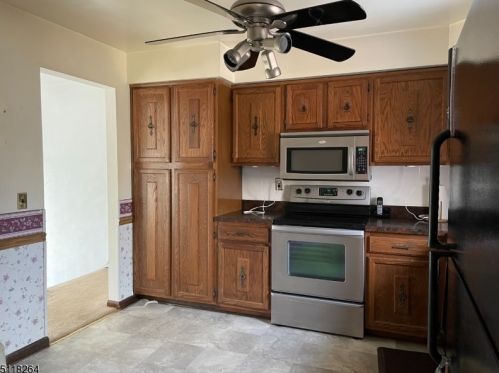 124 Coykendall Rd, Wantage, NJ 07461-3054