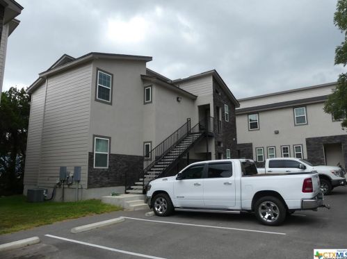 3067 View Ridge Dr, Spring Branch TX  78070-6806 exterior