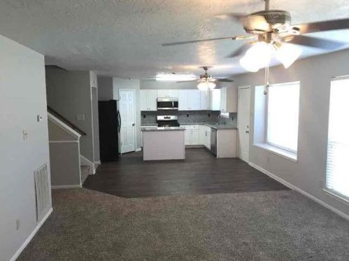 4425 Spoonbill Dr, Taylor Lake Village TX  77586-2569 exterior