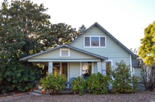 801 Johnson St, Healdsburg, CA 95448-3618