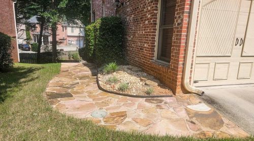 2352 Briarcliff Cmns, Atlanta GA  30345-2173 exterior