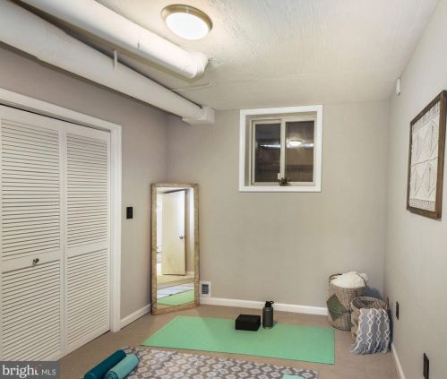 7318 Baltimore Ave, Silver Spring MD 20912-4101 exterior