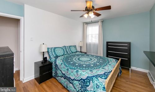 822 Borbeck Ave, Philadelphia PA  19111-3105 exterior