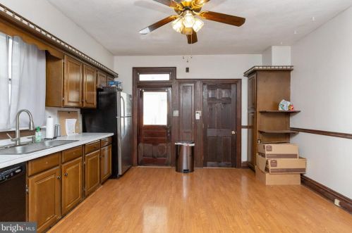 18 Middle St, Hanover PA 17331-3746 exterior