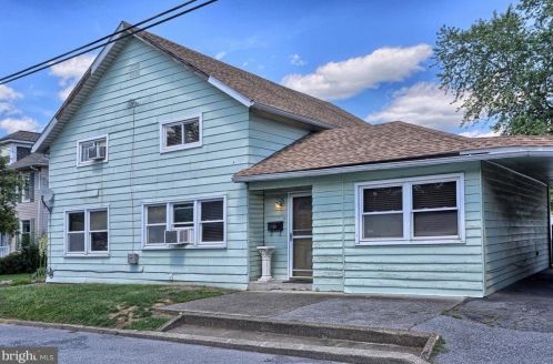 4305 3rd St, Harrisburg, PA 17110-1606