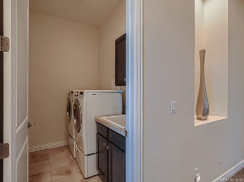 10114 Inverness Main St, Englewood CO  80112-5804 exterior