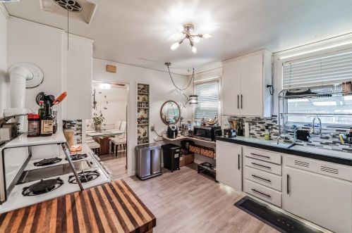 590 Cherry Ave, San Bruno, CA 94066-4122