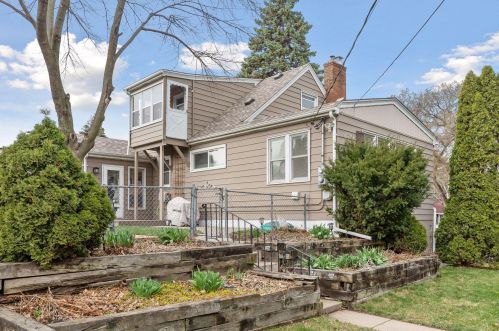 402 Bernard St, Saint Paul MN  55118-1611 exterior