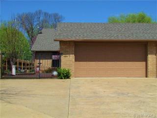106 Valhalla Dr, Muskogee, OK 74403-8523