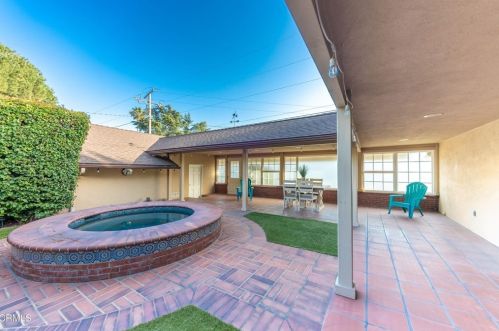 5028 Ramsdell Ave, Glendale CA 91214-1962 exterior