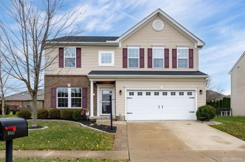 9864 Blue Spruce Dr, Springboro, OH 45066-5010
