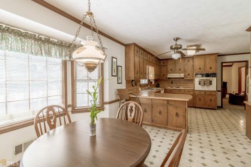 160 Country Roads Cir, Stockbridge GA  30281-1338 exterior