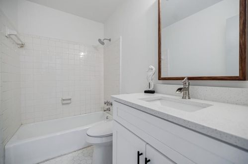 3192 Candace Dr, Atlanta GA  30316-4932 exterior