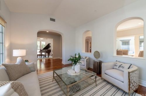 37 Blue Smt, Irvine CA  92603-0168 exterior