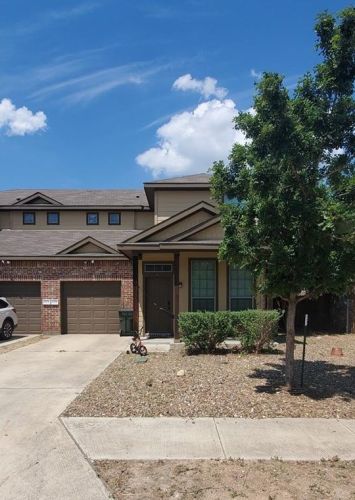 179 Creekside Villa Dr, Uhland TX  78640-6440 exterior