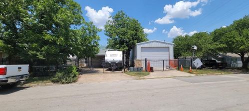 2302 Roberts Cut Off Rd, Fort Worth, TX 76114-1533