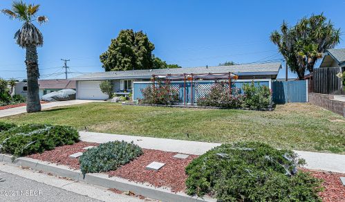 443 Drake Dr, Santa Maria, CA 93455-2345