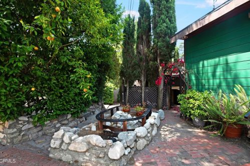 2362 Chapman Rd, Glendale CA  91214-3013 exterior