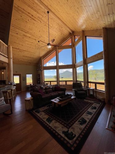 2221 Sigler Dr, Sangre De Cristo Ranches CO exterior